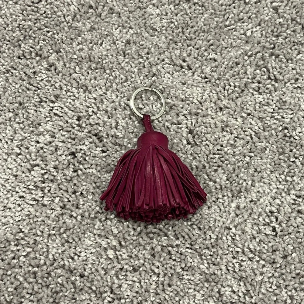 Hermes Elegant Burgundy Tassel Keychain - Picture 3 of 3